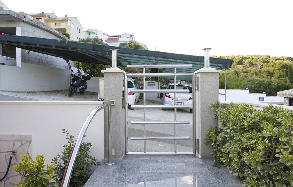 Apartment Prkic 特罗吉尔 外观 照片